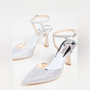 NIB Badgley Mischka Kamilah Pointed Toe Ankle Strap High Heel Sandals